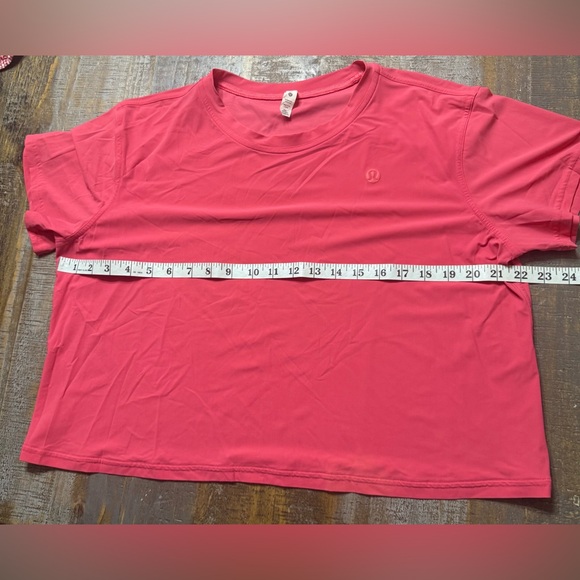 Lululemon Athletica lightweight Tennis Crewneck Tee - Picture 6 of 7